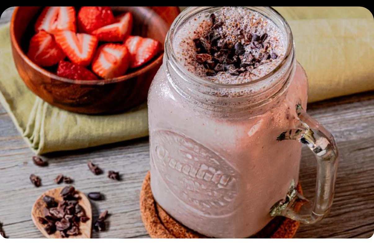 Strawberry Cacao Smoothie